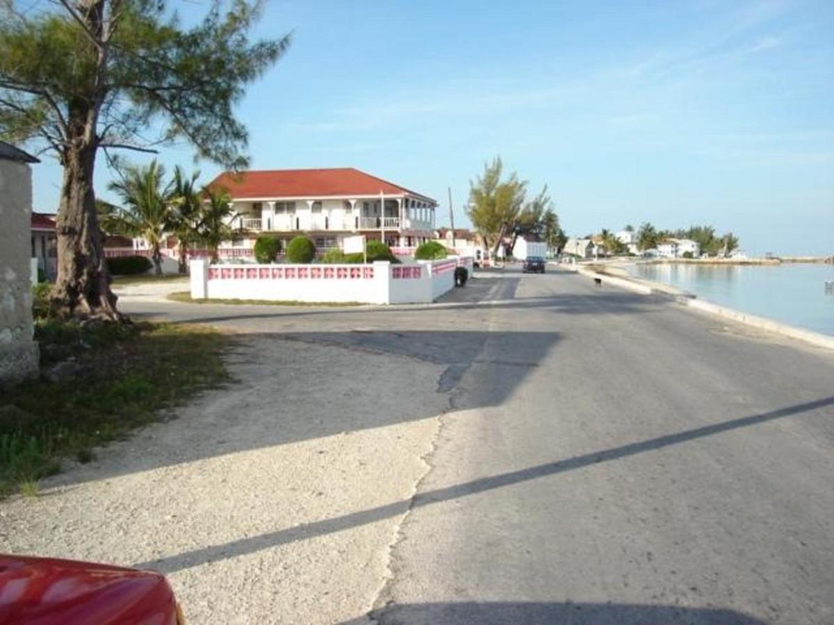 Beside The Pointe Cottage Savannah Sound Екстер'єр фото